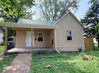 1704 S Missouri Ave, Sedalia, MO 65301