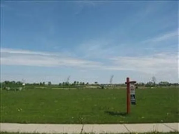 1456 Chadsworth Dr, Sun Prairie, WI 53590