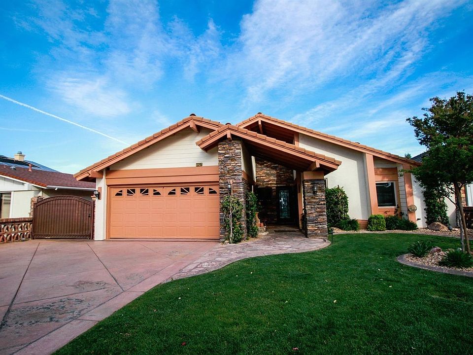 1st image of 13245 Mauka Ct