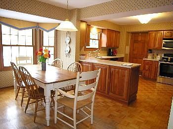 3rd image of 6940 Rushwood Ct