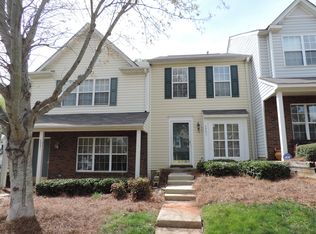 6083 Cougar Ln, Charlotte, NC 28269