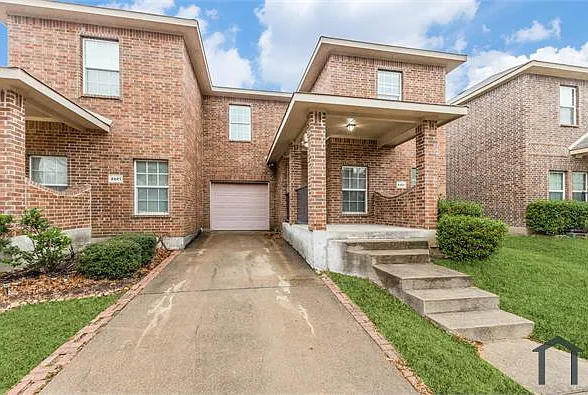 3 bed, 1584 sqft, $2,595 — Photo 2