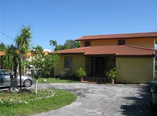 4472 SW 10th St, Miami, FL 33134