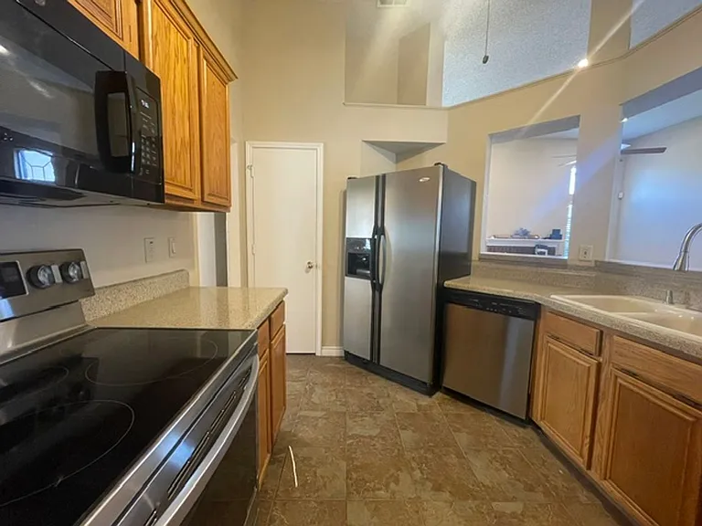 4741 Birchbend Ln — Photo 8