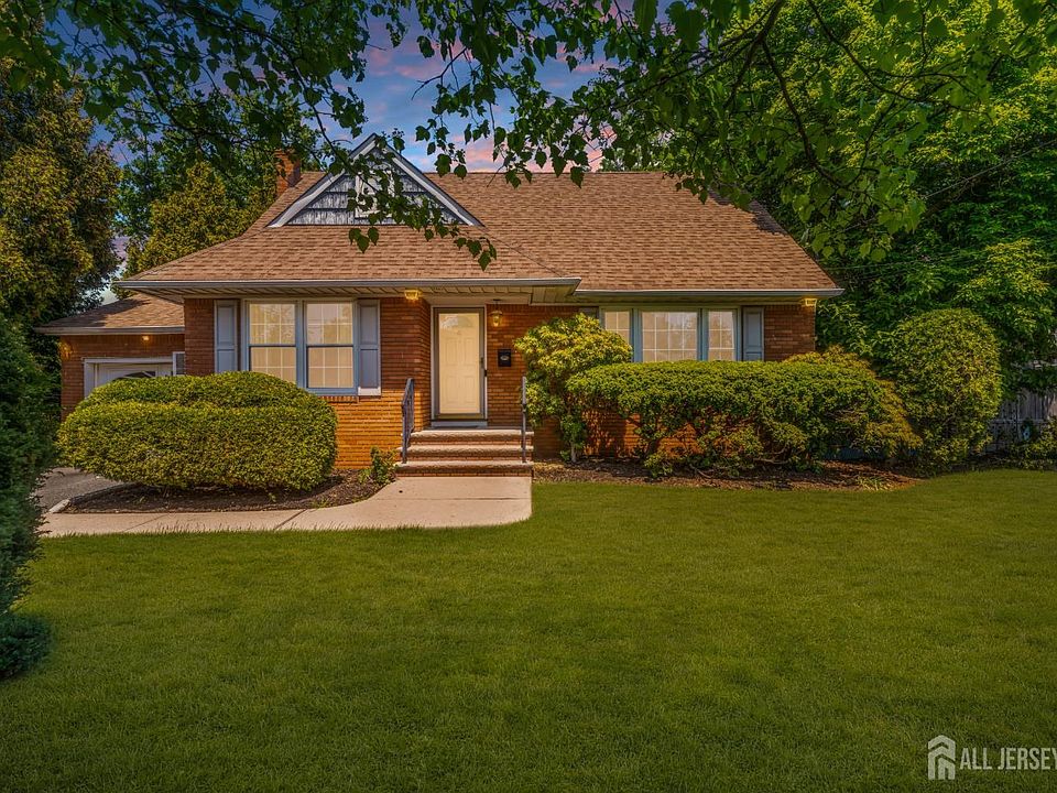 1st image of 4 Conover Ct