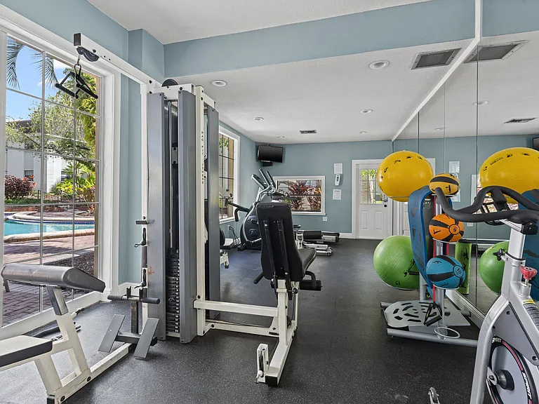 The Flats at Seminole Heights — Photo 23