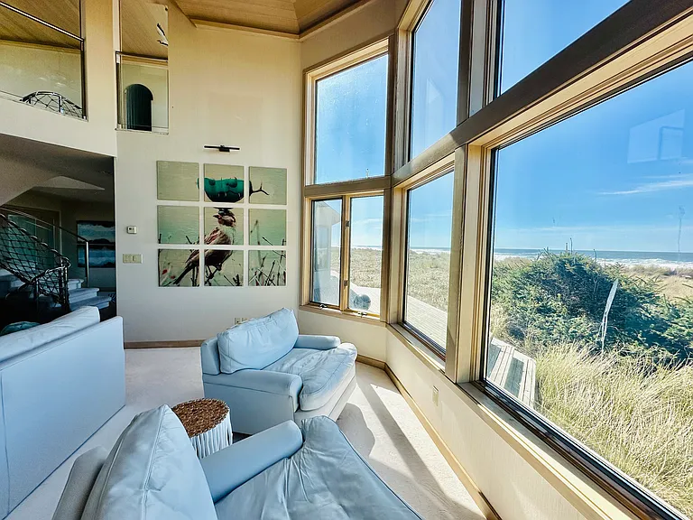 Salishan Dr — Photo 4
