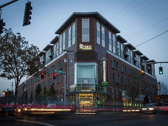 2nd image of 2025 NE 44th Ave Unit 418
