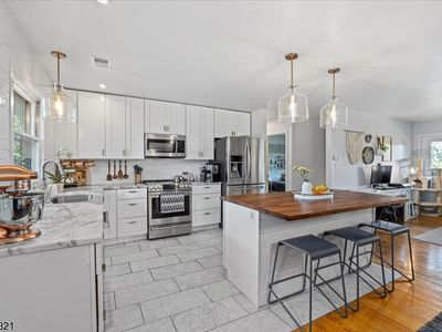 9 Jeanette Ln, Milford, NJ, 08848