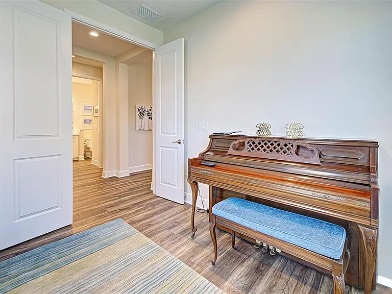 233 Palidoro Cir — Photo 12