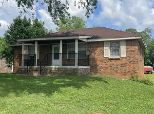 239 Raintree Dr, Clarksville, TN 37042