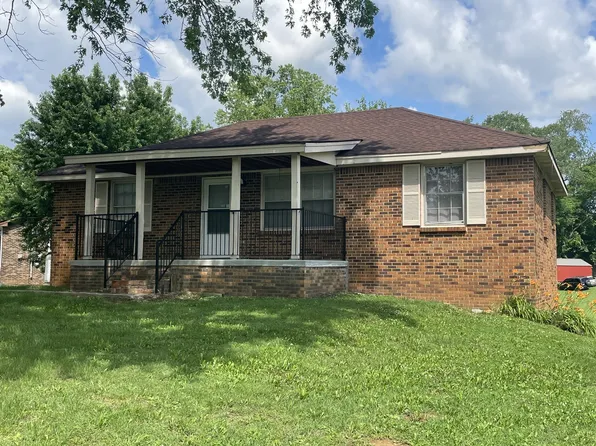239 Raintree Dr, Clarksville, TN 37042
