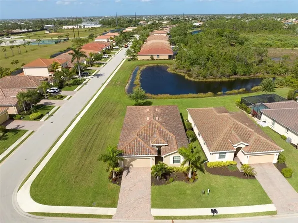 2492 Sawgrass Lake Ct, Cape Coral, FL 33909