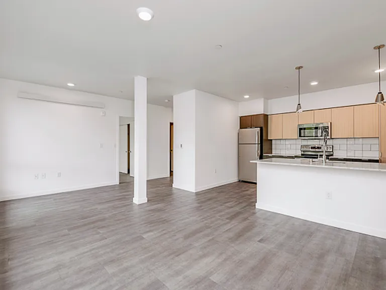 CRN Crane Interbay Apartments — Photo 16