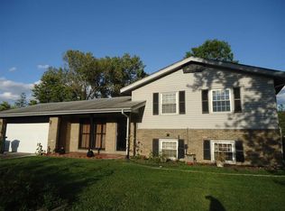 412 S Rambler Rd, Muncie, IN 47304