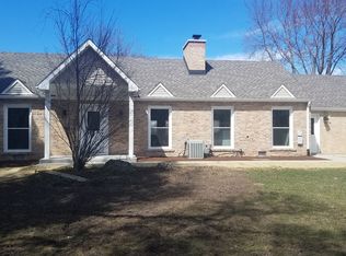 1116 Dundee Rd, Northbrook, IL 60062