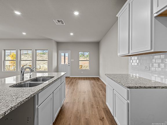 3rd image of 12303 Flatiron Way