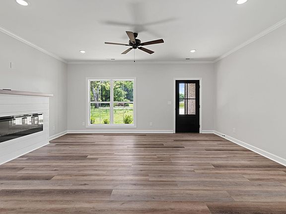 4th image of 1374 County Road 103