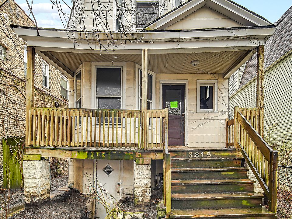 1st image of 3815 W Montrose Ave