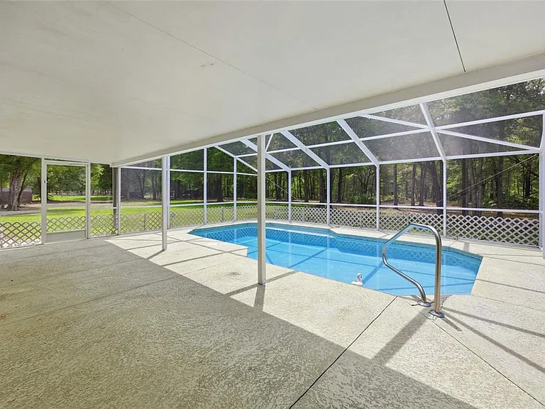 7050 NE State Road 121 — Photo 31