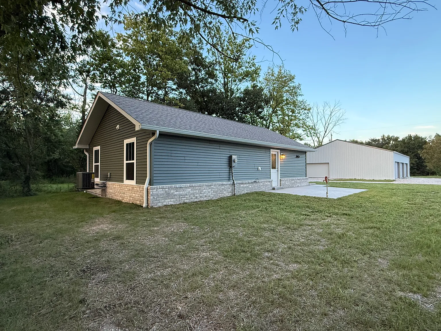 3 bed, 962 sqft, $1,395 — Photo 4