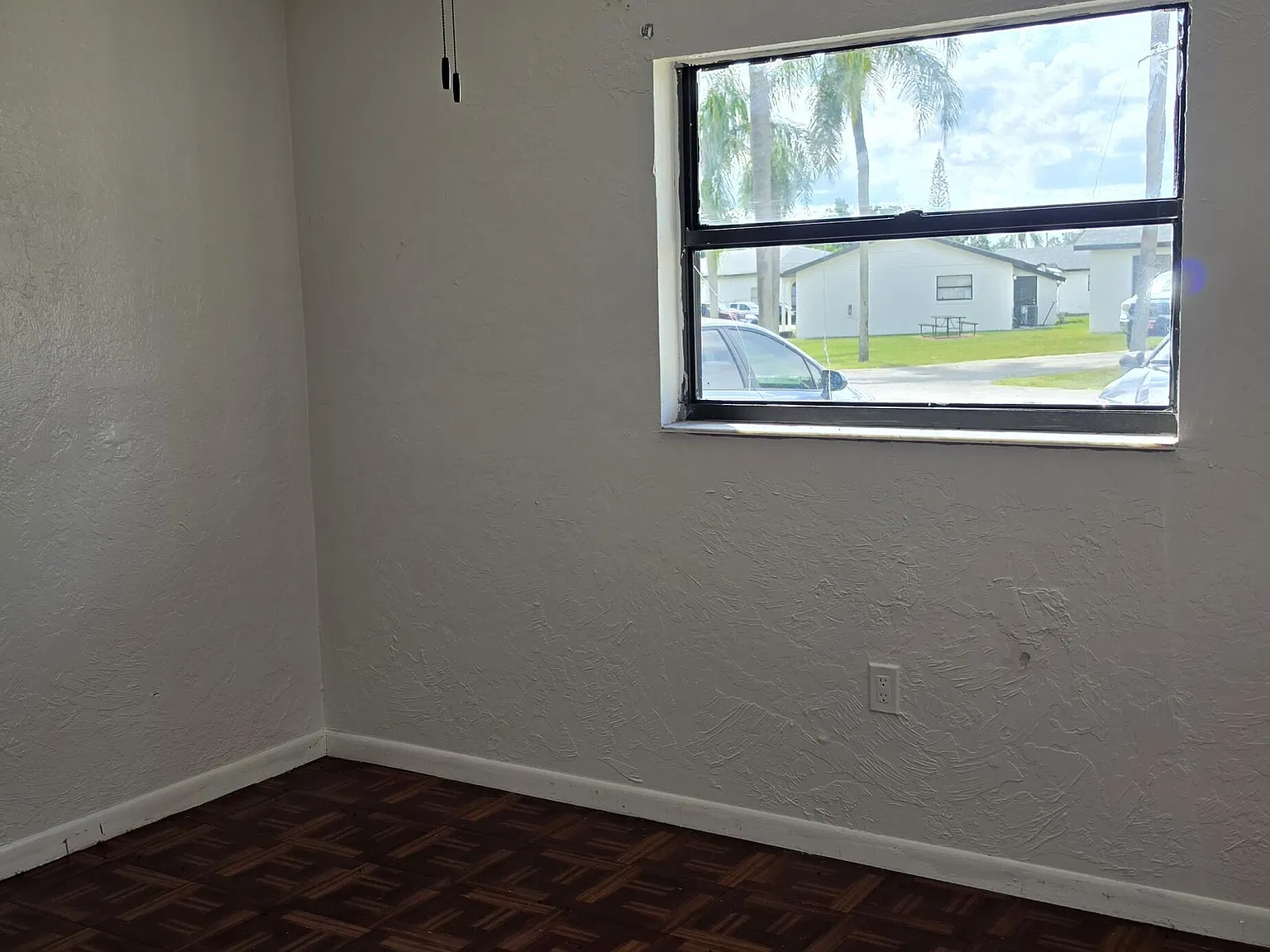 2 bed, 1.0 bath, 810 sqft, $1,150 — Photo 4