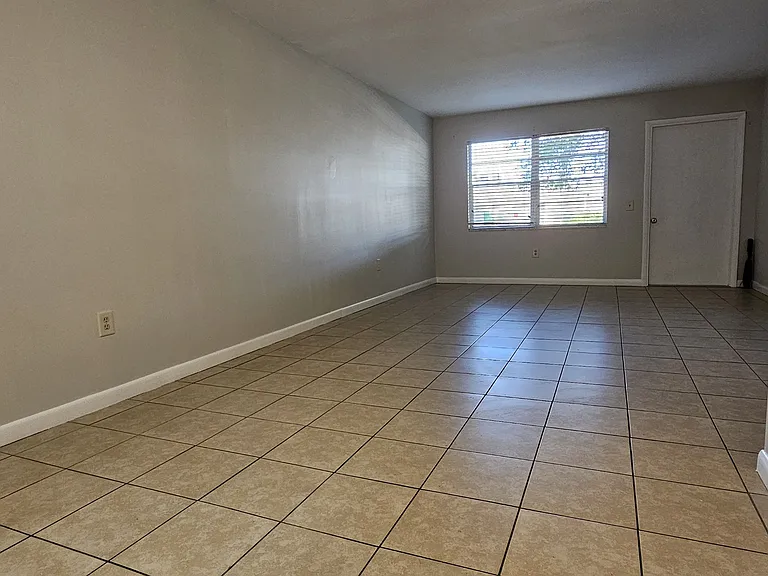 911 Washington Ave SW #117 — Photo 7