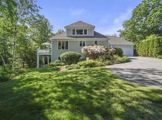 4 Court Ln, Ipswich, MA 01938