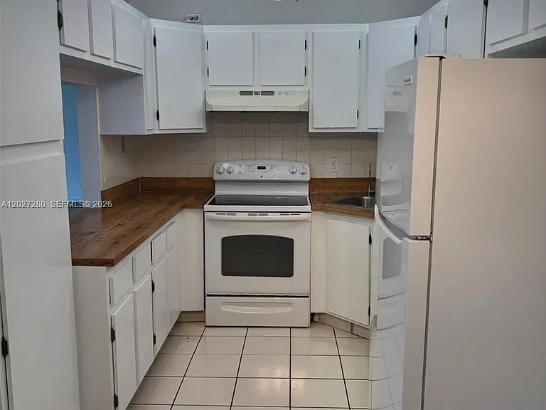 718 Sunny Pine Way #H2 — Photo 6