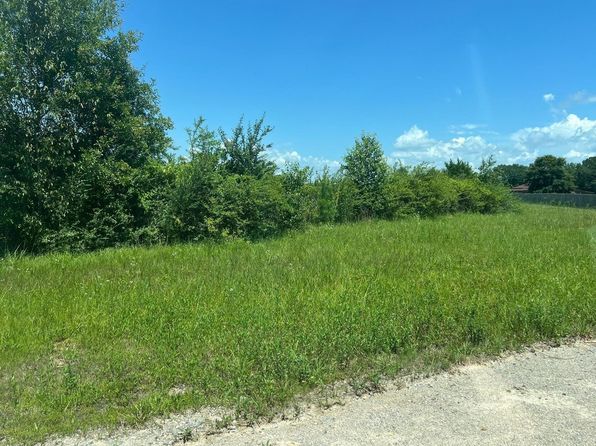 Plum Creek Dr