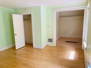 1142 Jenifer St APT 2, Madison, WI 53703