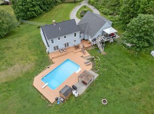 893 River Rd, Windham, ME 04062
