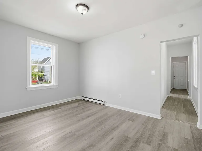 505 W Church St — Photo 22