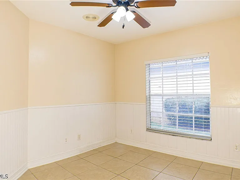 160 Lady Palm Dr — Photo 9