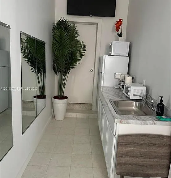 1160 NW 193rd St #1 — Photo 2