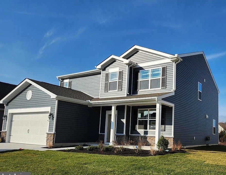 1st image of 24822 Waterford Ln