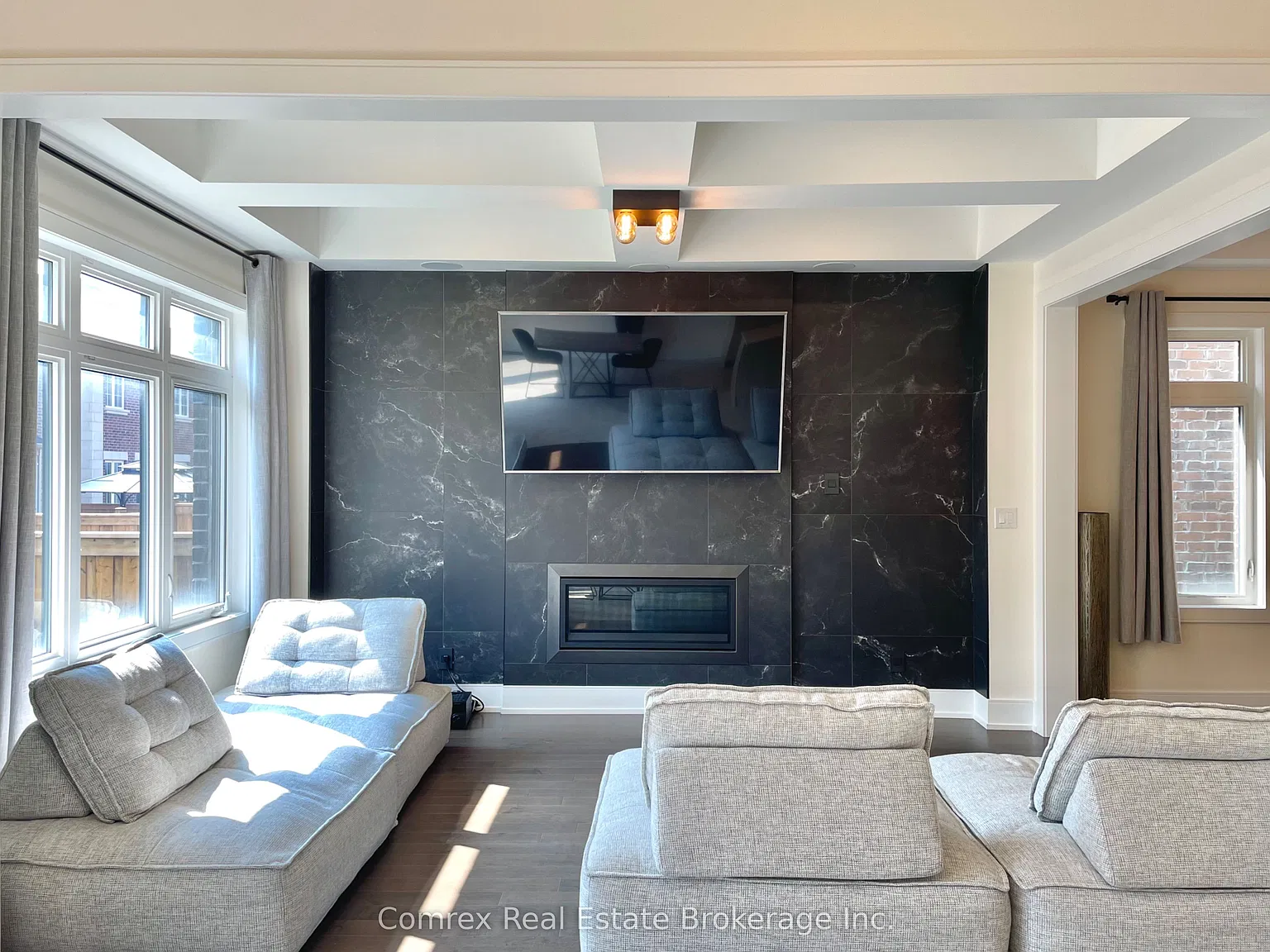 4 bed, $4,900 — Photo 2