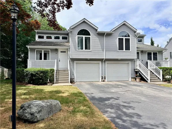 11 College Hill Rd APT 5B, Warwick, RI 02886
