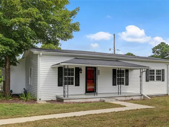 2459 Ossipee Front St, Elon, NC 27244