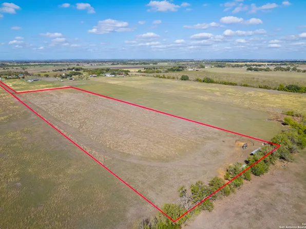 15166 Miller Rd LOT 17, St Hedwig, TX 78152