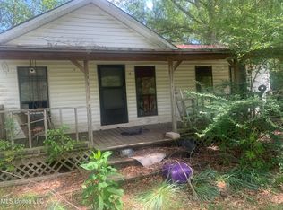 208 County Road 19, Stringer, MS 39481