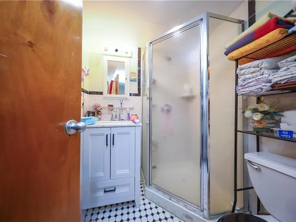 258 60th Street image 22 of 32