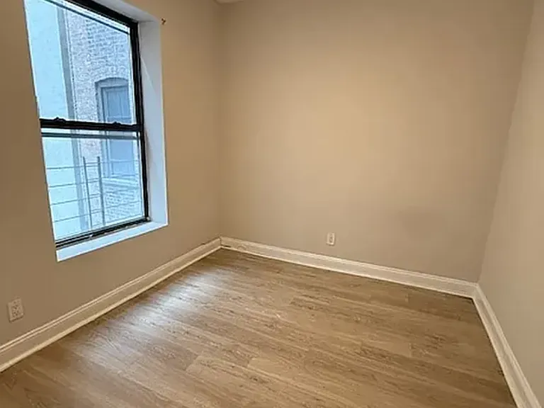 656 Saint Nicholas Ave #53 — Photo 6