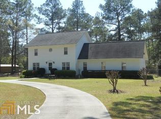 103 W Willow Creek Ln, Mc Rae Helena, GA 31055