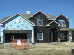 2405 W Ranch Dr, Friendswood, TX 77546