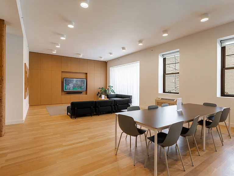122 West St #3E — Photo 11