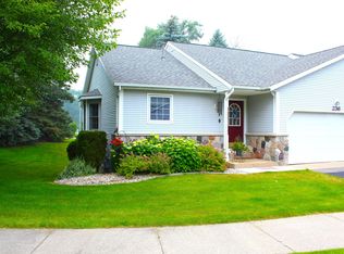 236 Carrington Pl, Holland, MI 49423