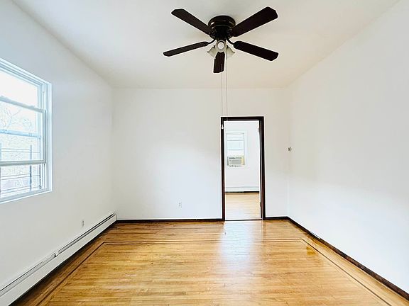 5th image of 8704 26th Ave #2