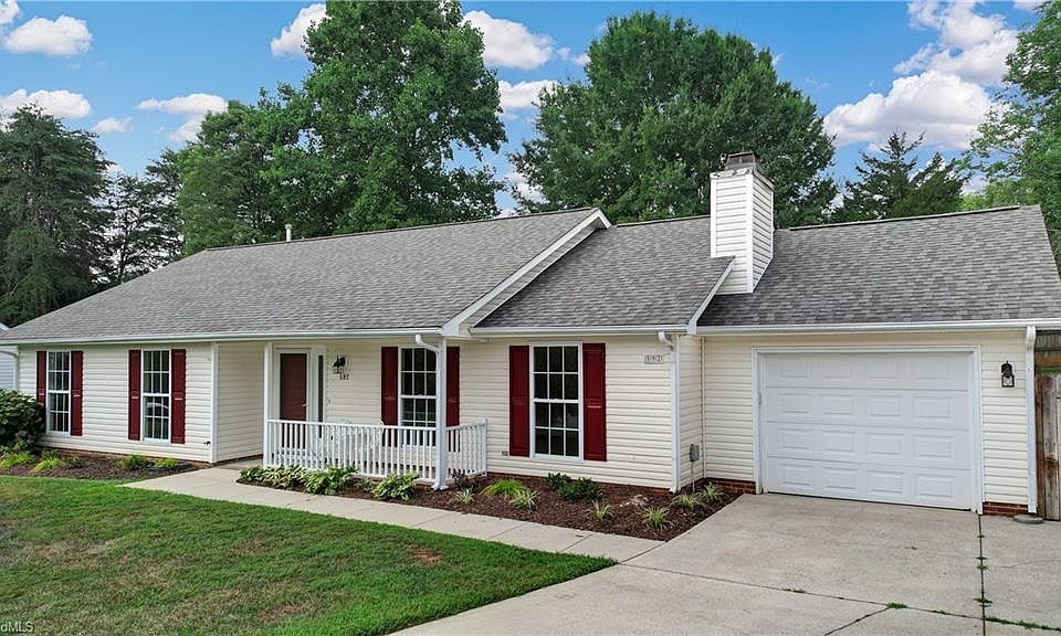 1st image of 592 River Glen Ct
