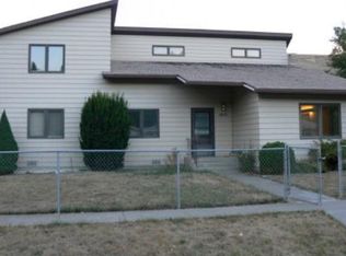 1813 Cedar St, Colfax, WA 99111
